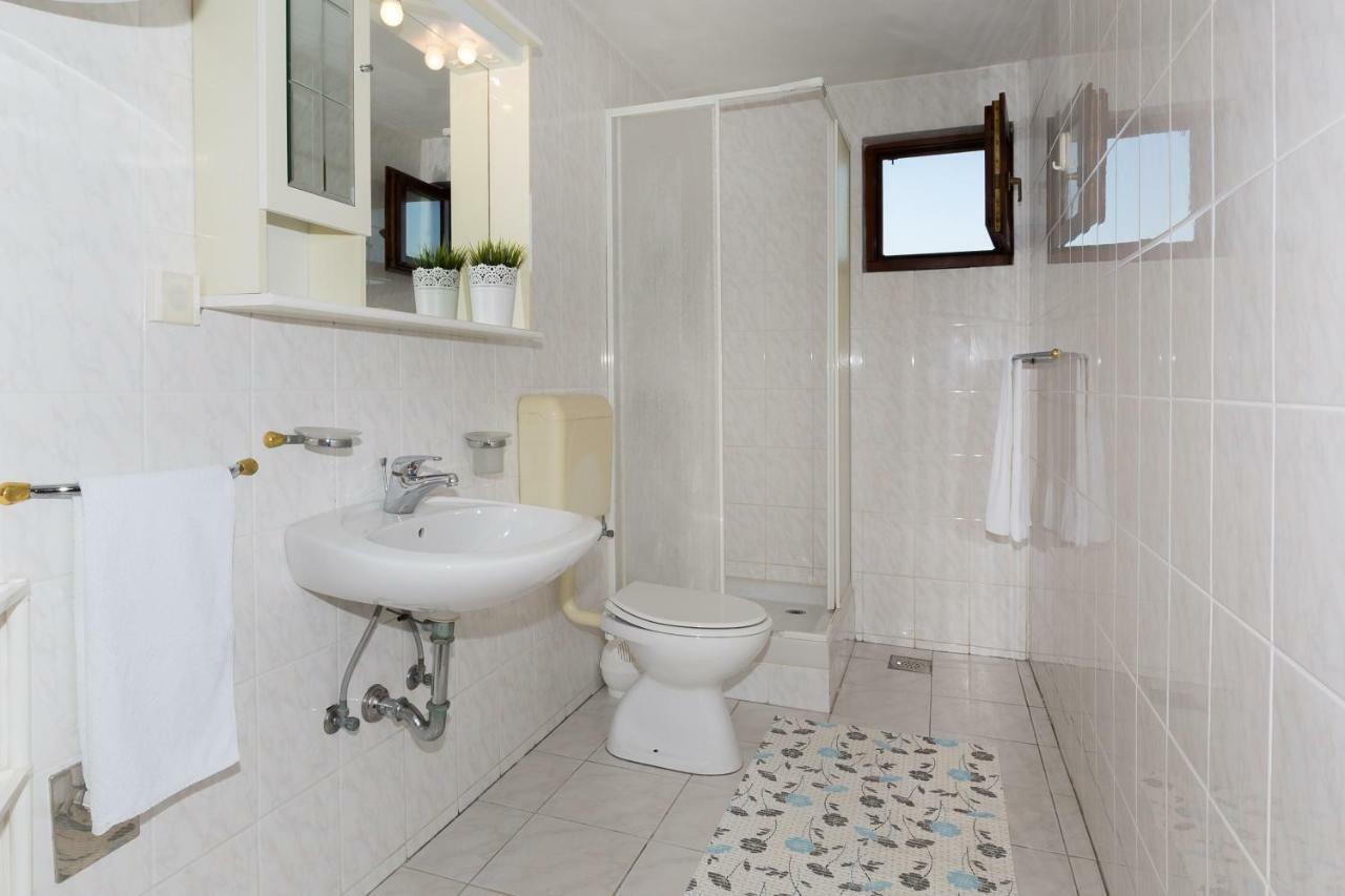 Cozy Apartment Josipa ปริฟลากา ภายนอก รูปภาพ