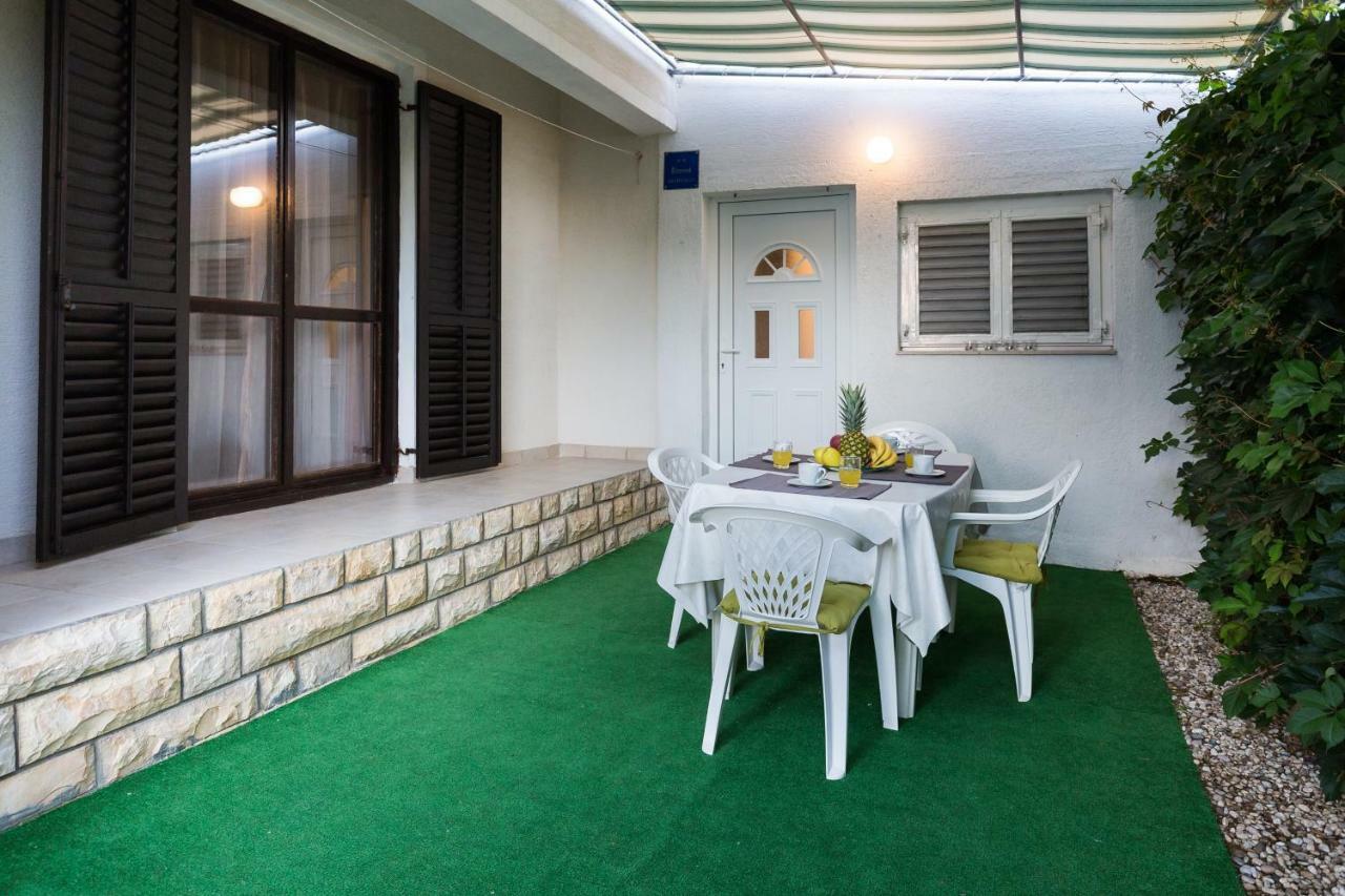 Cozy Apartment Josipa ปริฟลากา ภายนอก รูปภาพ
