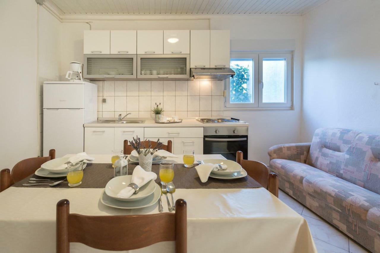 Cozy Apartment Josipa ปริฟลากา ภายนอก รูปภาพ