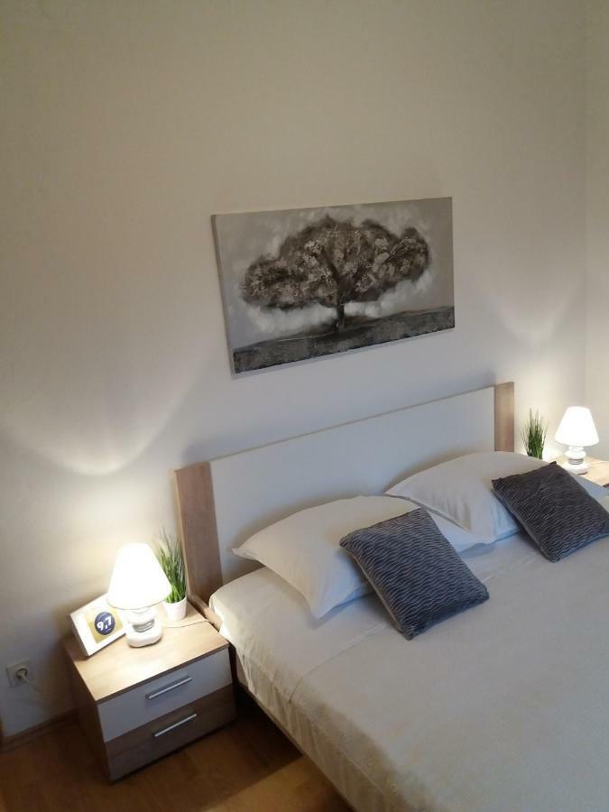 Cozy Apartment Josipa ปริฟลากา ภายนอก รูปภาพ